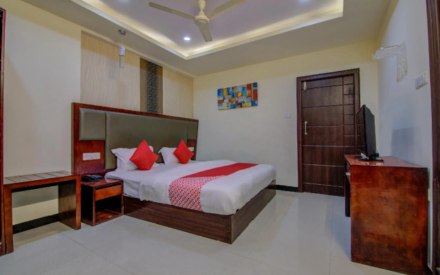 OYO 14044 Hotel Seacity Grand