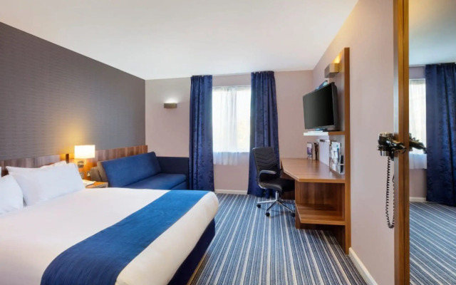 Holiday Inn Express Poole by IHG