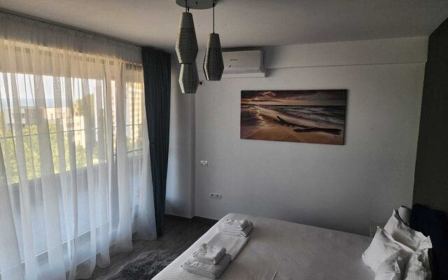 Diamond View Apartments