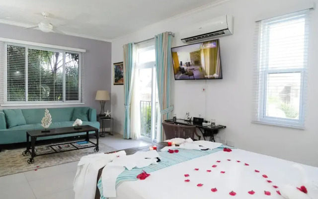 1-bed Smart Access Condo Near Bob Marley Museum