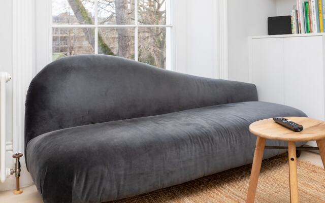 Beautiful and Light 1 Bedroom Flat Near Hackney Central