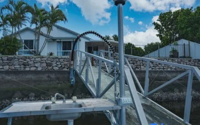 waterfront Cosy Getaway