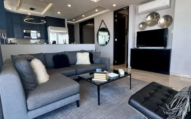 Resorts By Pinnacle 180