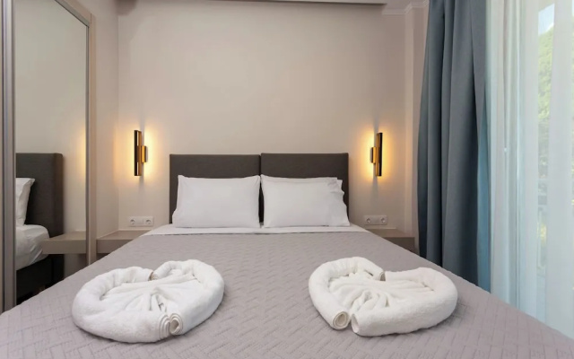 Corfelia Seaview Suites