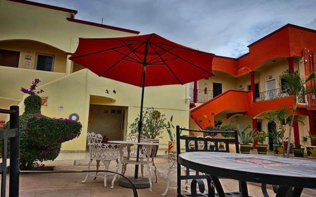 Hotel Oasis