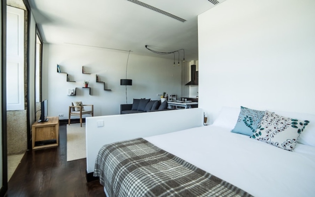 Tripas-Coração, Clérigos Apartment