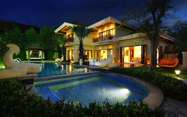 Sanya Ocean Sonic Banling Hotspring Resort