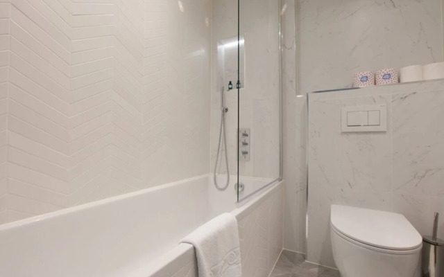 Newly Refurbished 1 Bedroom in Vibrant Notting Hill