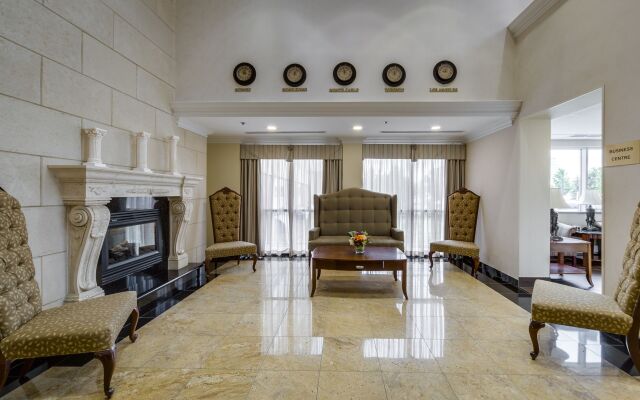 Monte Carlo Inn Vaughan Suites