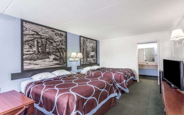 Super 8 by Wyndham Kingston