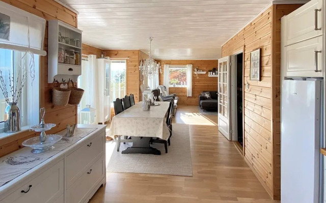 8 Person Holiday Home in Tau