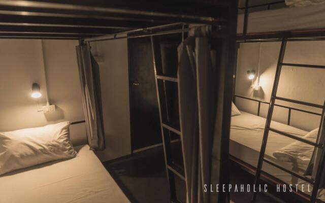 Sleepaholic Hostel