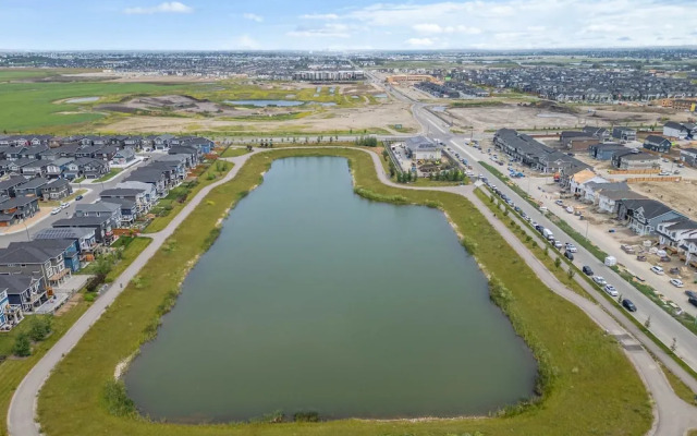 The Belmont Luxury NEW Home Free Indoorparking