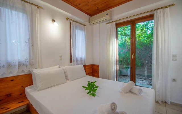 Bella Mare Beachfront Apartments