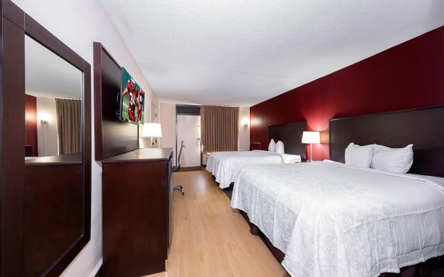 Red Roof Inn PLUS+ Huntsville - Madison