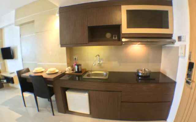 Star Apartment Lt. 19 & 20