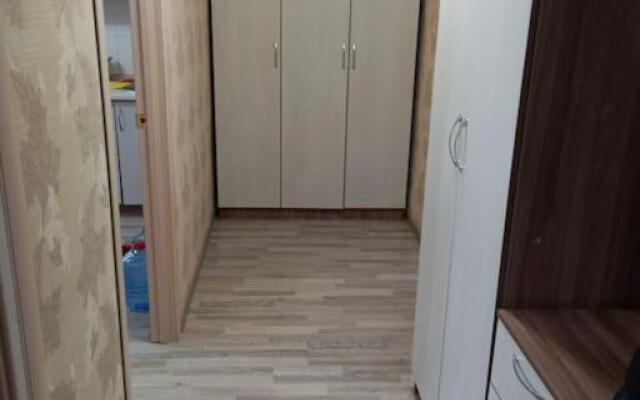 Чистая уютная квартира в доме комфорт класса 76
