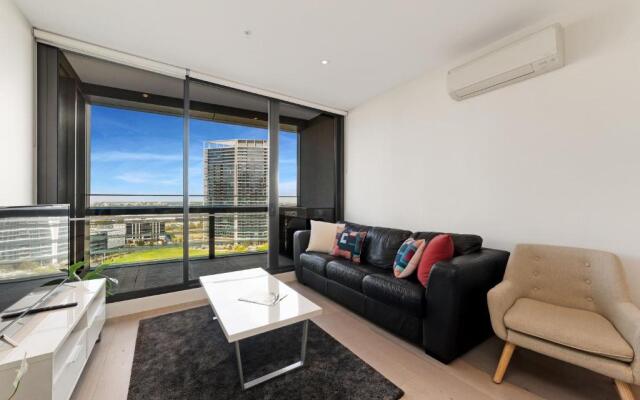 Melbourne Lifestyle Apartments - Best Views on Collins