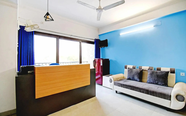 OYO 79874 Rr Residency