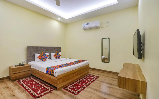 FabHotel Le Gardenia