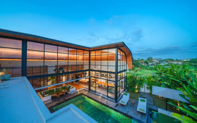 Villa Mango 3 - Amazing 4-bdr Villa in Berawa ! PERFECT LOCATION !