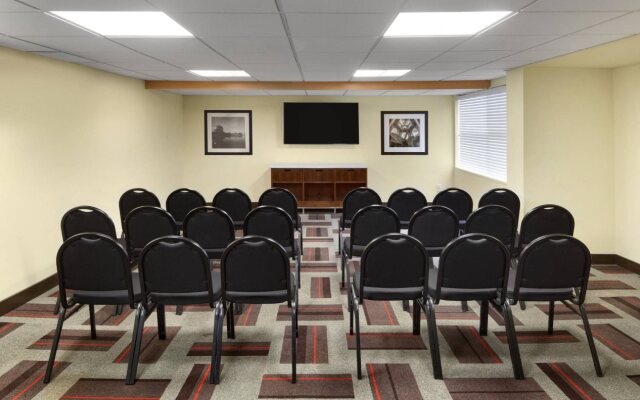 Four Points by Sheraton Surrey