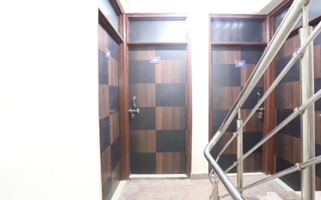 Harsh Residency by OYO Rooms