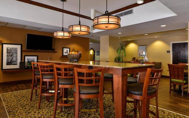 Hampton Inn Greensboro-Airport