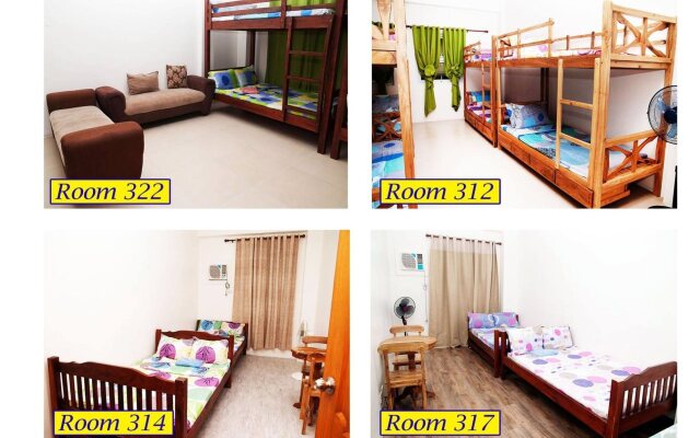 Rooms 498 Hostel