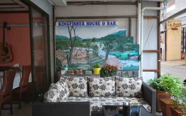 Kingfisher House And Bar