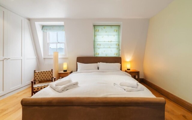 Fabulous Large and Quirky 4 Bedroom House
