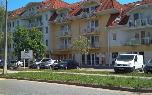 KarosPool Apartman