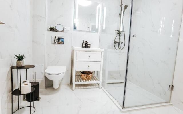 Silver Eden Apartments