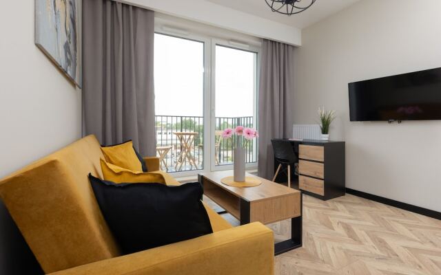 Home Factory Estate Kotsisa by Renters