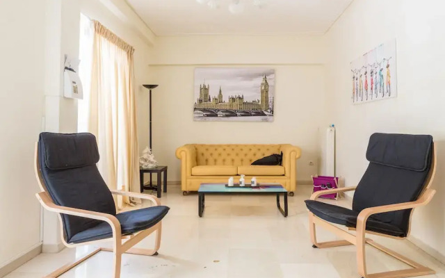 Flat & Roof Garden-Heart of Historic Athens