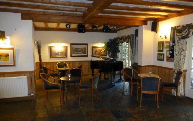 Lyncombe Lodge Hotel