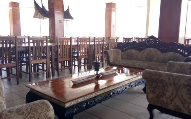 Hotel Maninjau Indah