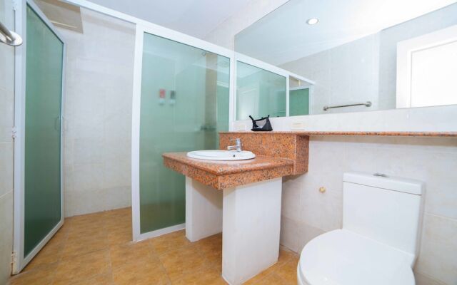 RedDoorz Premium @ Korea Town Angeles City