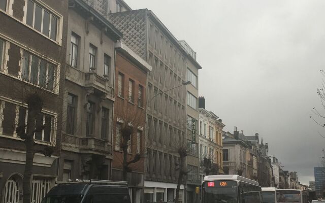 hotelImage