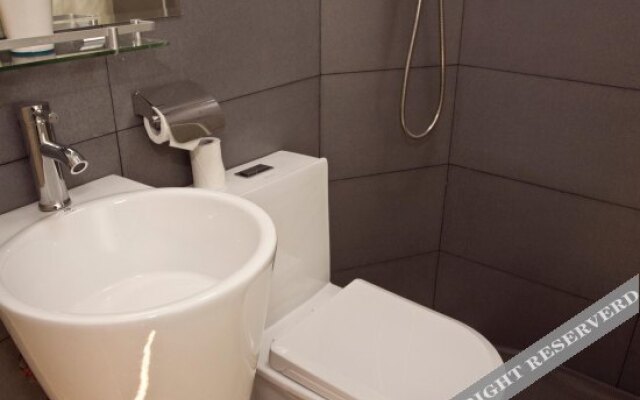 Heting Hotel (Fuzhou Nanmen Metro Station Xiehe Hospital)