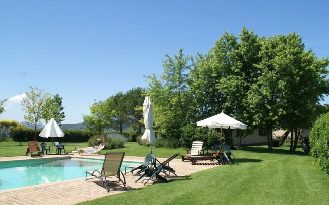 Holiday Home in Montone With Pool & Garden