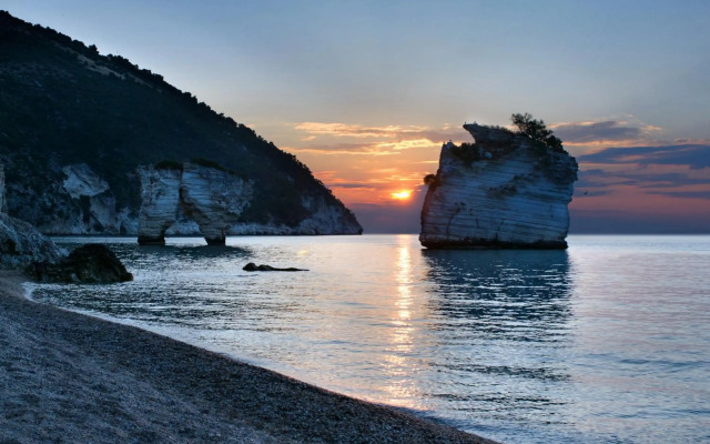 Hotel Baia Dei Faraglioni