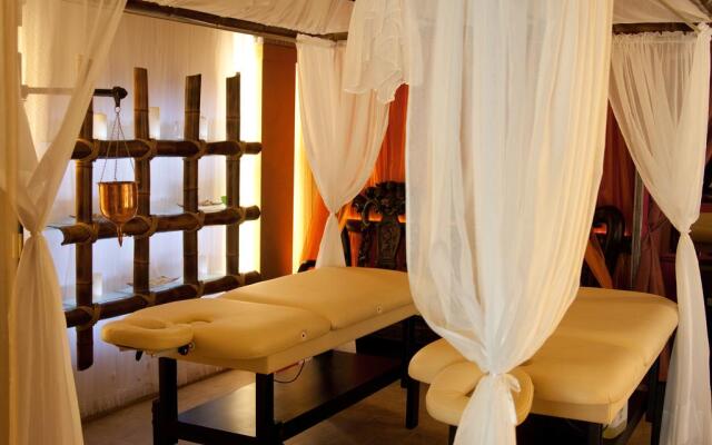 Grand Peterhof SPA Hotel