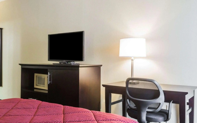 Quality Inn & Suites North Montgomery