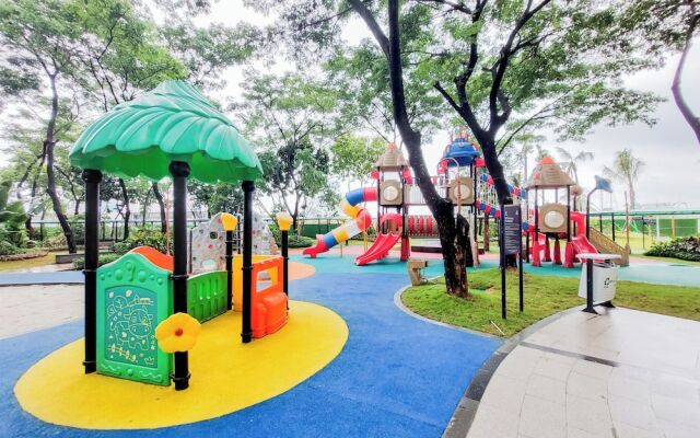 Comfy 3Br Sky House Bsd Apartment