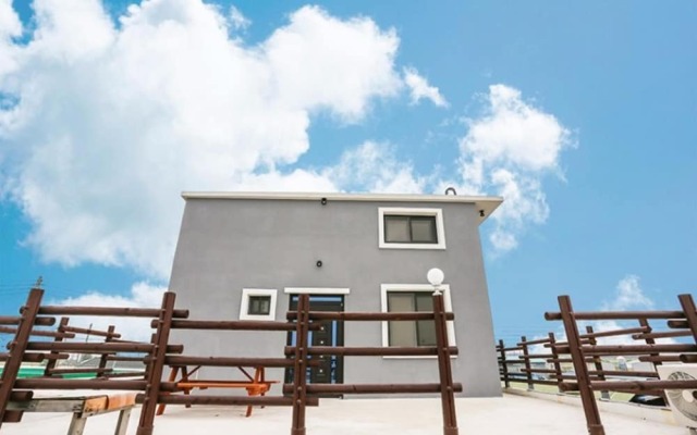 Sacheon Sagyejeol Pension