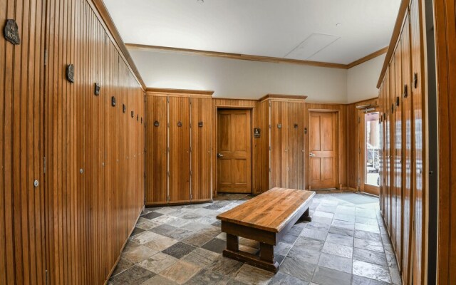 Jack Pine 8008 by SummitCove Vacation Lodging