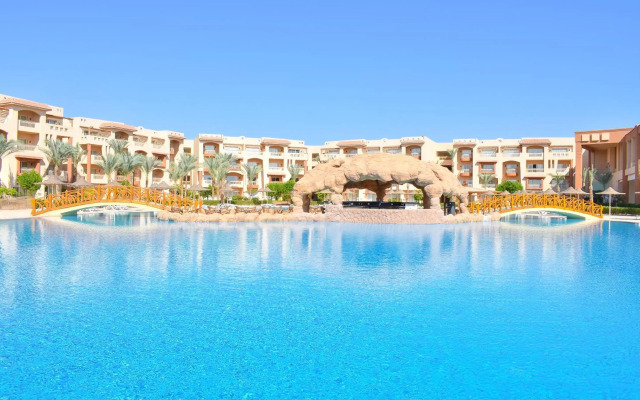 Parrotel Lagoon Waterpark Resort