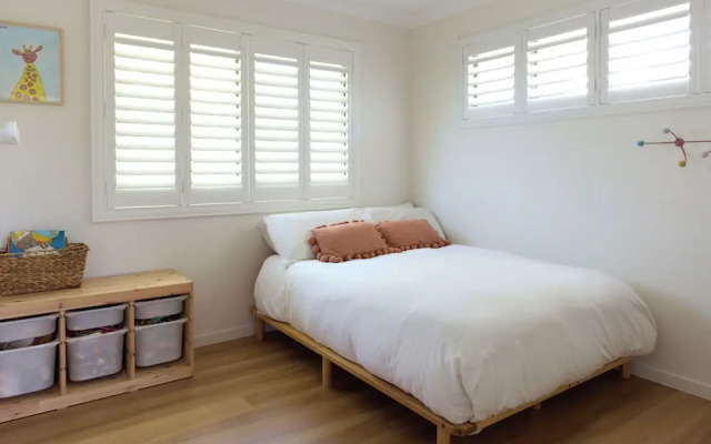 Tugun Retreat - 5BRM Home with Pool