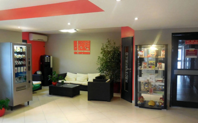 initial by balladins Orleans / Saran